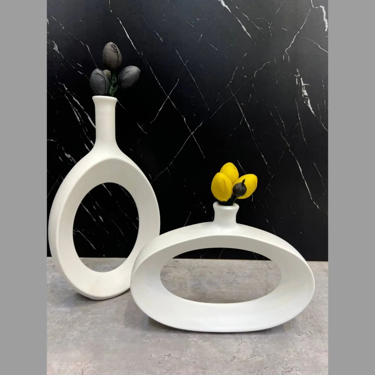 گلدان رونیسا رنگی مات سفید