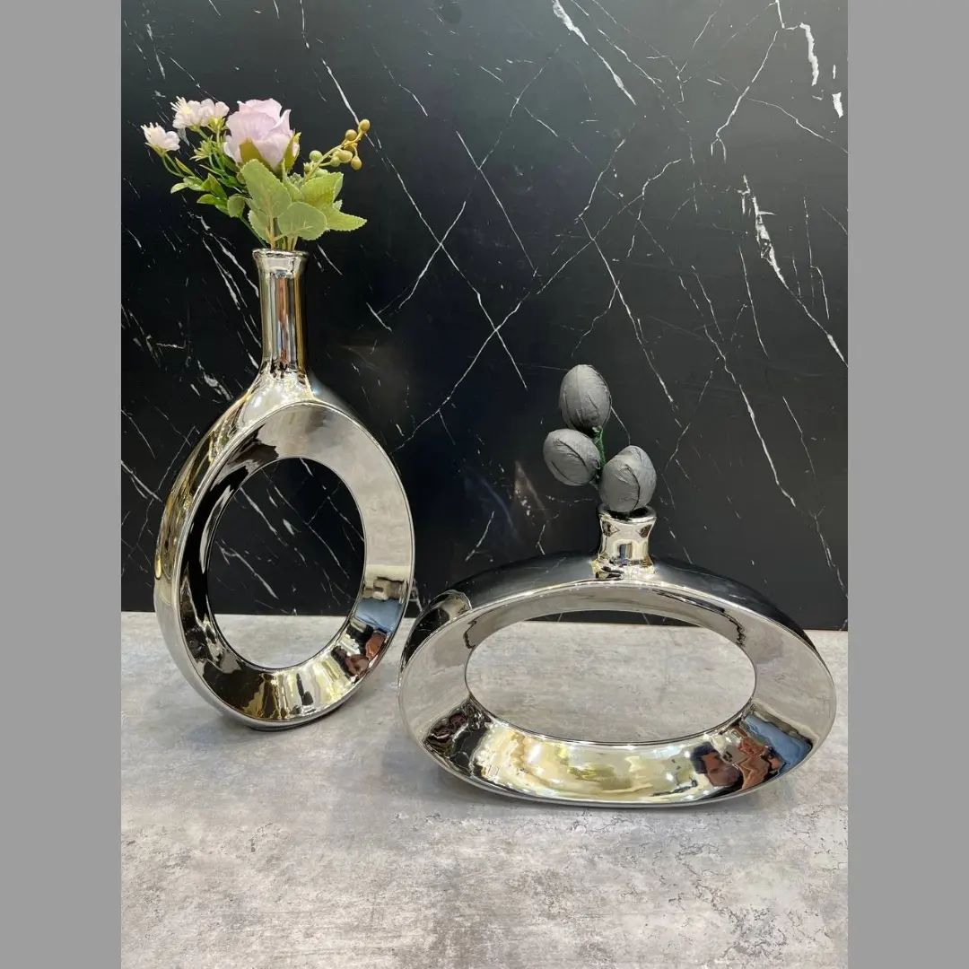 گلدان رونیسا نقره‌ای