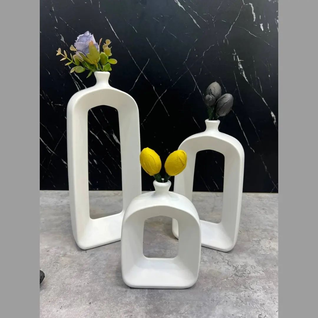 گلدان مینوس رنگی مات سفید