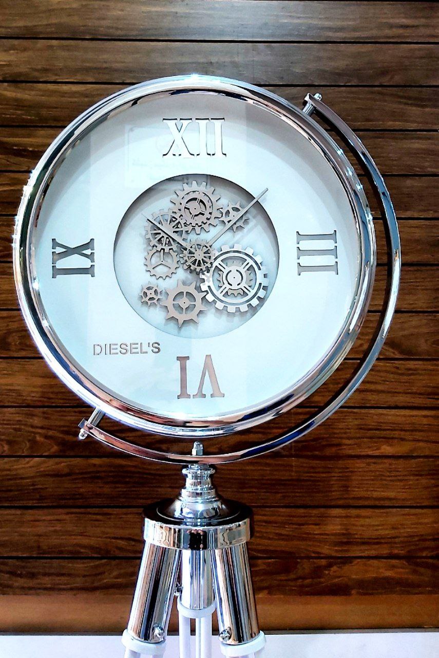 ساعت ۳پایه فلزی دیزل اسپرت مدل چرخ دنده