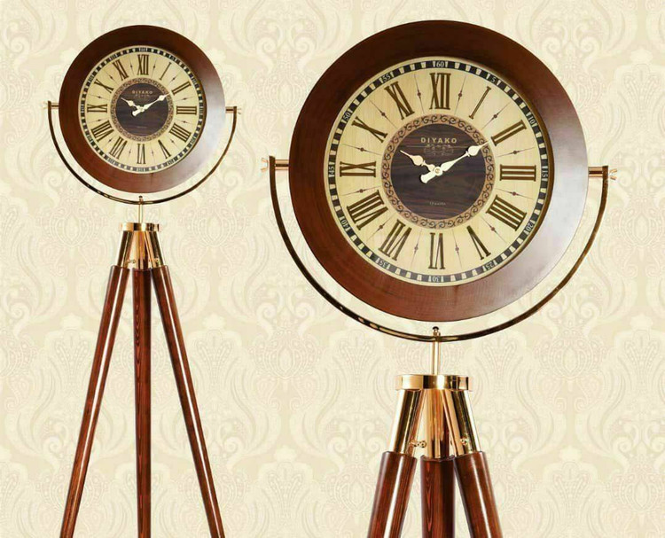ساعت ایستاده سالنی دیاکو ۳ پایه