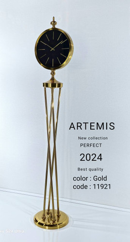 ساعت کنار سالنی آرتمیس کد ۵۰۲۰ گلد صفحه مشکی