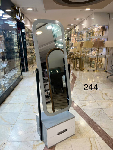 آینه قدی چوبی کد ۲۴۴