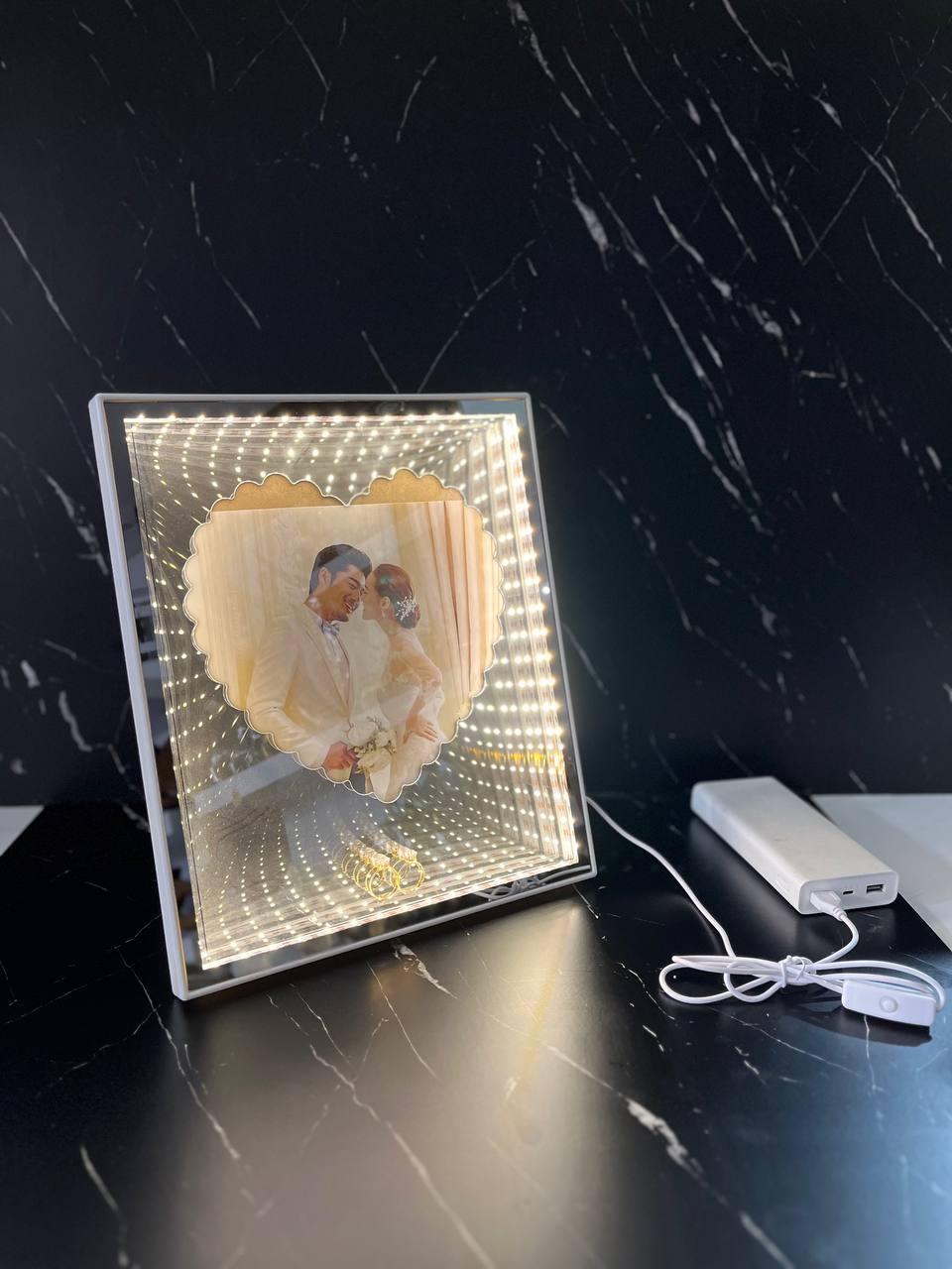 قاب عکس بی نهایت  کد ۲۰۶۱.۱