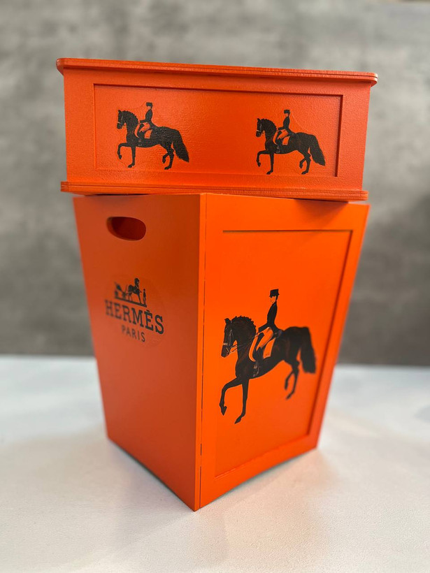 سطل و دستمال چوبی مدل هرمس سوارکار نارنجی