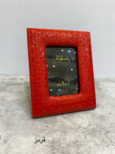 قاب عکس مدل قرمز