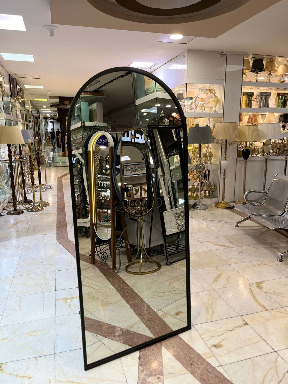 آینه قدی مدل گنبدی ساده